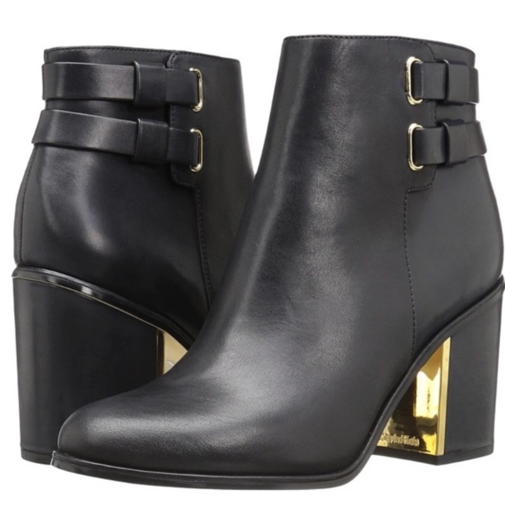 NEW Calvin Klein Black Leather Bootie w Heel